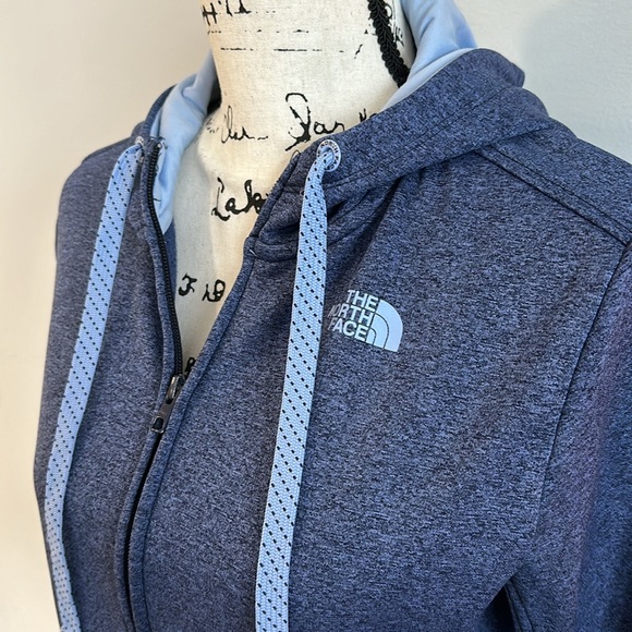 The North Face Zip up Jacket - Picture 2 of 6